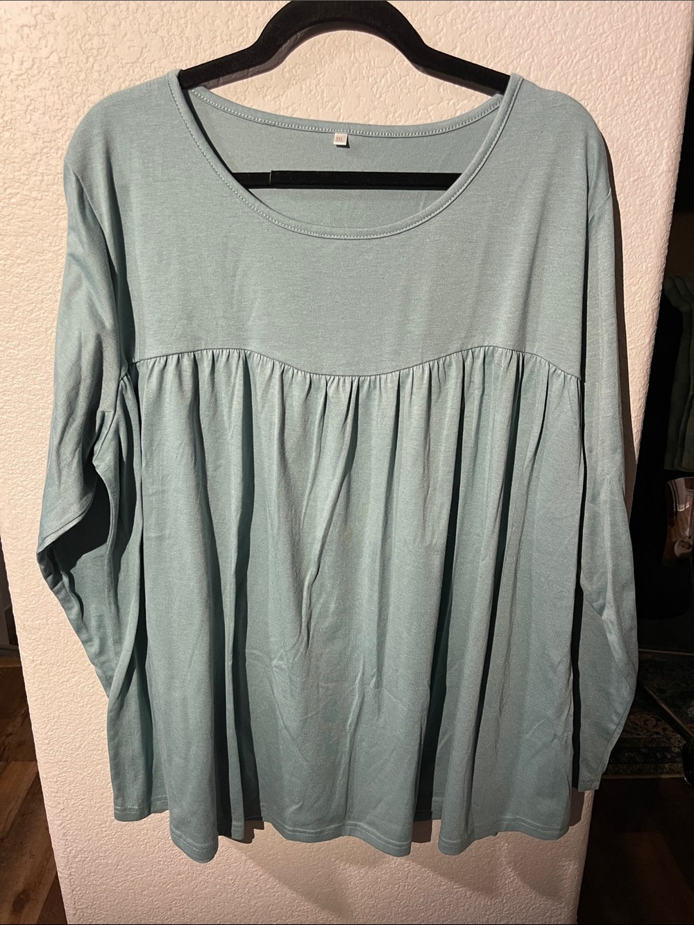Women's Scoop Neck Long-Sleeve Peplum Top - Light Teal 3X NEW